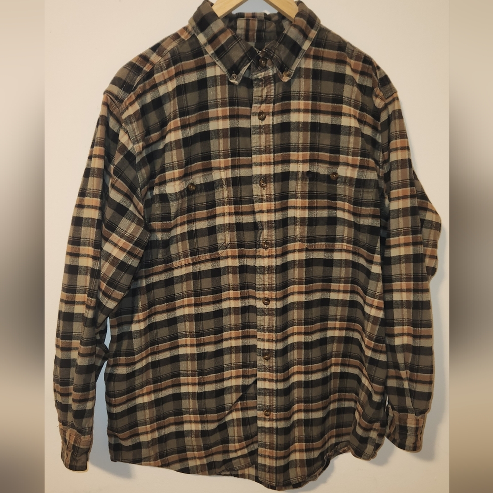 Carhartt Men's Loose Fit Heavyweight Flannel Plaid Shirt. Men's SIze XL